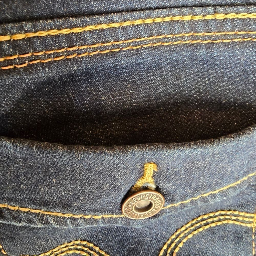 Signature by Levi Strauss Capris Size 14 Dark Blue Denim #JEA13 - Picture 9 of 15